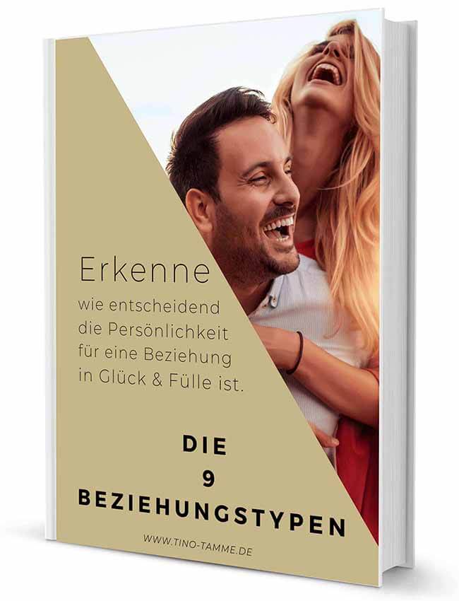 MIDLIFE CRISIS Mann & Frau lösen hier die Krise 2